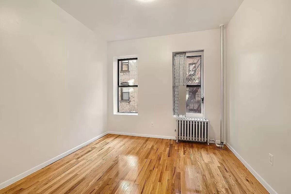 Building Photo - Waverly Place