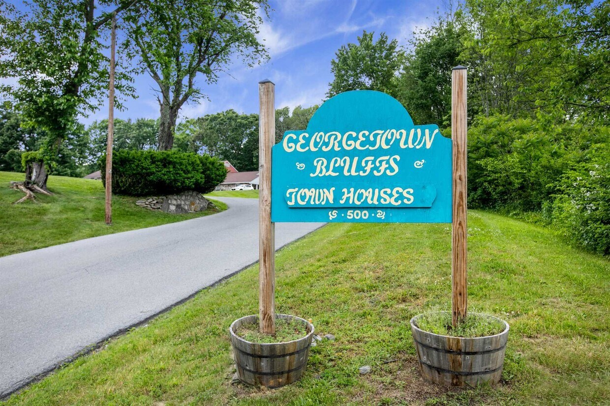 500 NY299, Highland, NY 12528 Townhome Rentals in Highland NY