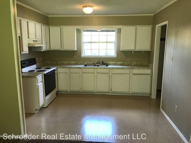 Building Photo - 3 br, 1.5 bath House - 2526 Tandy Drive