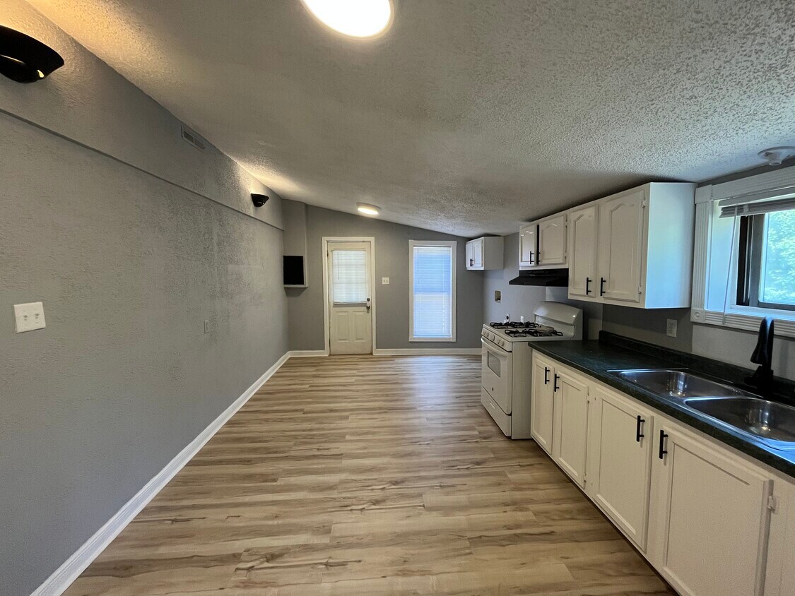 120 Francis St, Michigan City, IN 46360 House Rental in Michigan City