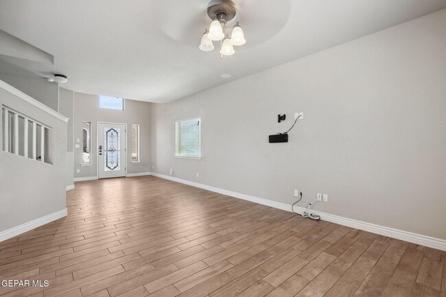 Building Photo - 14508 Shady River