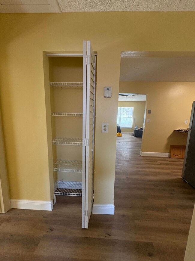 Foto del edificio - 1211 NW 29th Terrace