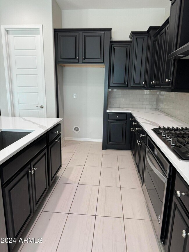 Building Photo - 23072 N 98th Dr