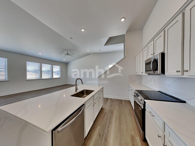 Foto del edificio - 204 Chase Ln