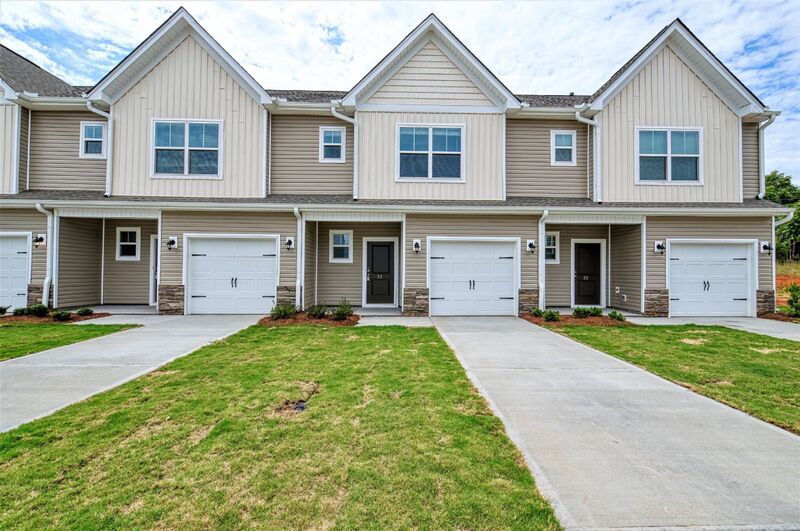 31 Apricot Ln, Duncan, SC 29334 Townhome Rentals in Duncan SC