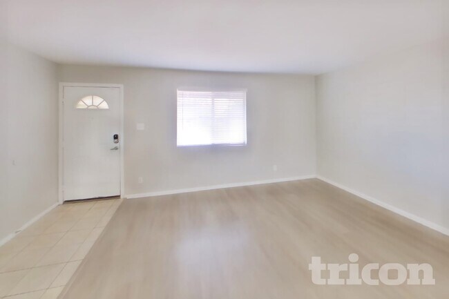Foto del edificio - 5024 W Krall St
