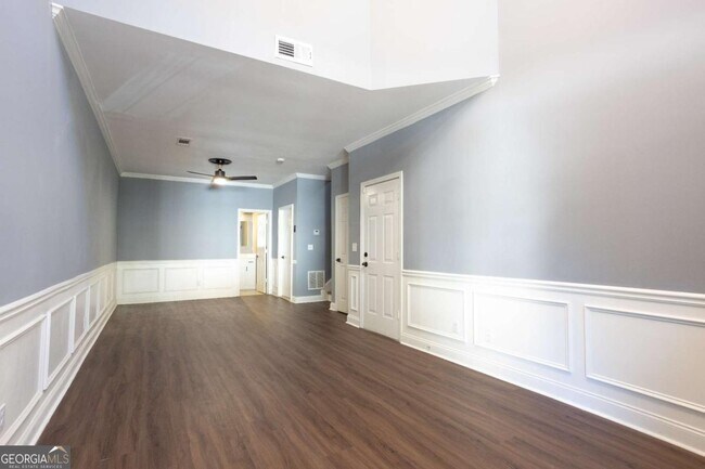 Building Photo - 4871 Pinnacle Dr