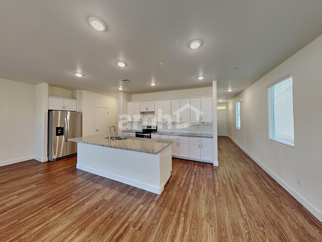 Foto del edificio - 96 Cabaletta Ln