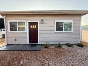 Building Photo - 1018 College Building Photo - 1018 College