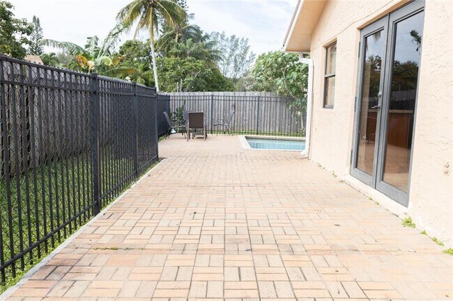 Foto del edificio - 7480 NW 37th Ct