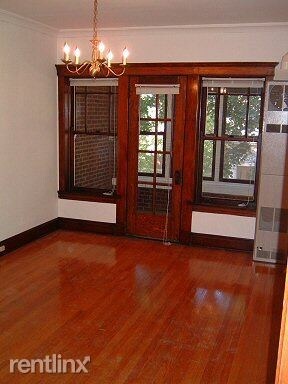 Building Photo - 1 br, 1 bath Apartment - Waveland Place