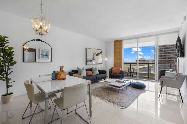 Foto del edificio - 485 Brickell Ave