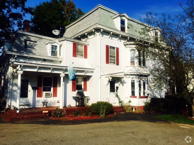 23 Sunnyside Ave