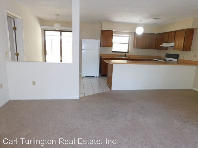 Building Photo - 2236 NW 36th Pl