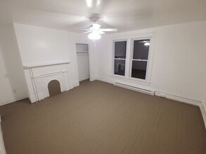 Building Photo - 640 Lillian St