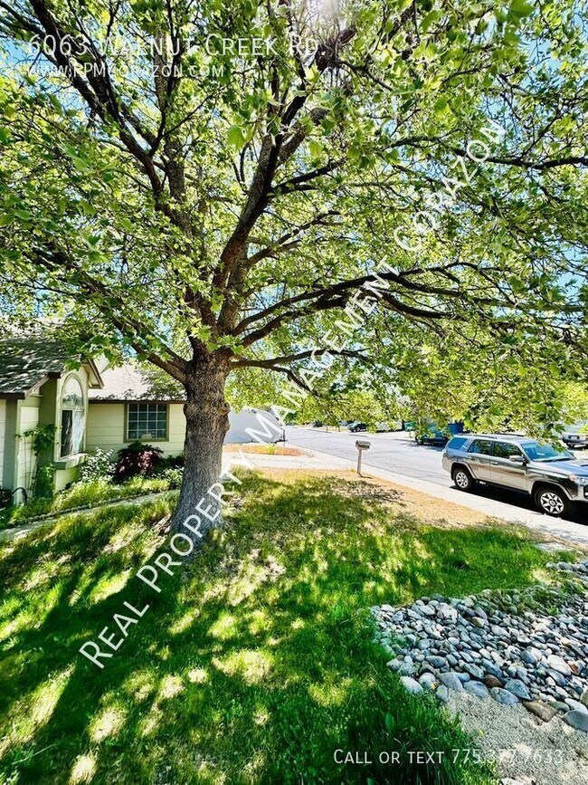 Foto del edificio - 2 bedroom, 1 bath in Northwest Reno!