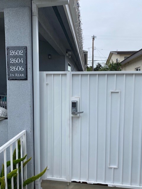 Foto del edificio - 2602 Apple Ave