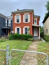 Building Photo - 268 N 17th St