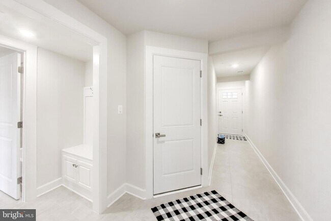 Foto del edificio - 1774 Ml Br Dr