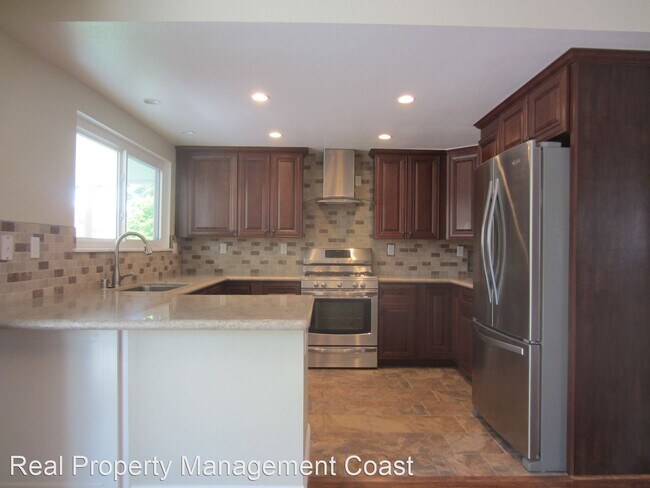 Building Photo - 3 br, 2 bath House - 631 Joan Way