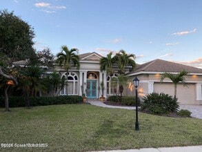 Building Photo - 416 Southampton Dr