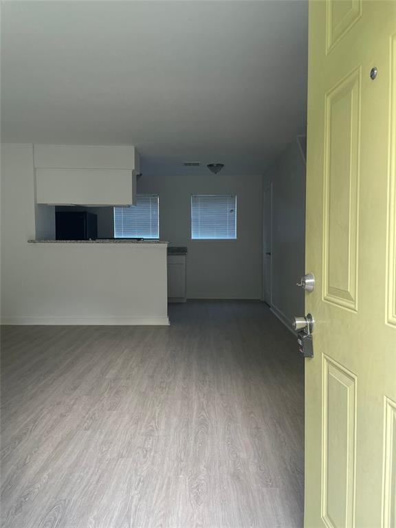Building Photo - 804 Danna St