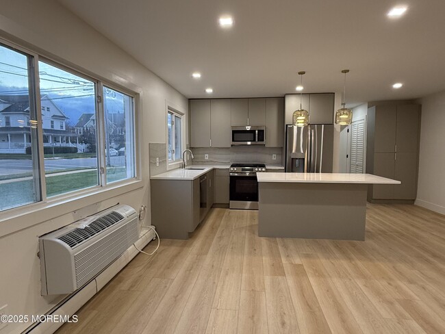 Building Photo - 1 Ocean Ave