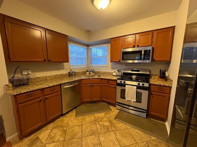 Building Photo - 1267 Derby Ln