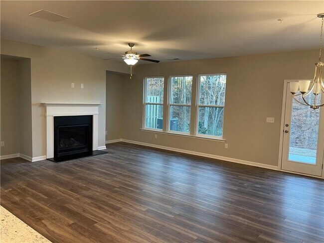 Building Photo - 500 Duval Dr