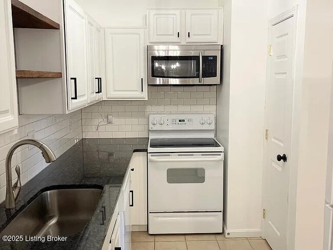 Foto del edificio - 1110 Westlynne Place