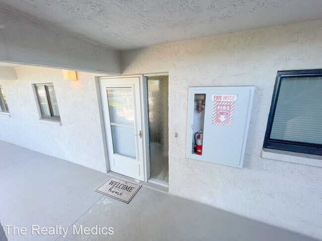 Building Photo - 2 br, 2 bath House - 6760 N Highway 1 Unit...