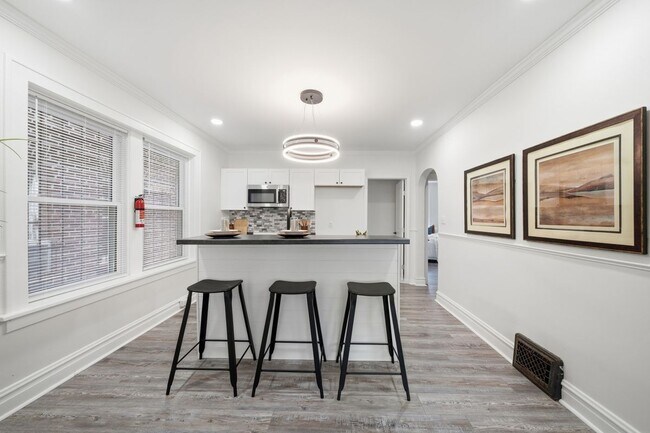 Foto del edificio - 5006 Queens Ave