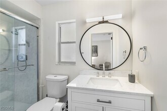 Building Photo - 5141 York Ct