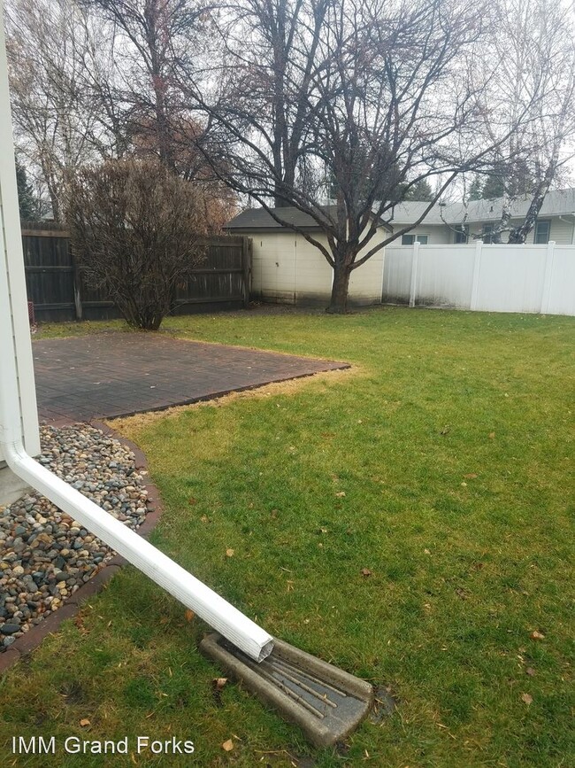 Building Photo - 3 br, 2 bath House - 2247 Springbrook Ct.