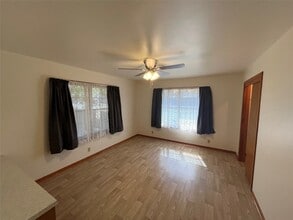 Building Photo - 106 Jane Dr