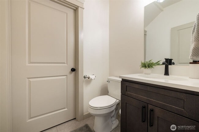 Building Photo - Brand new 4bed 2.5bath Home.