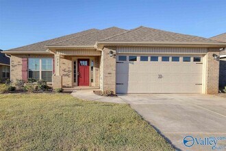 Building Photo - 226 Abercorn Dr