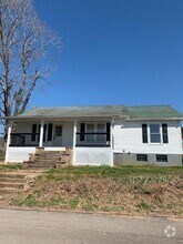 Building Photo - 108 Crockett Ave