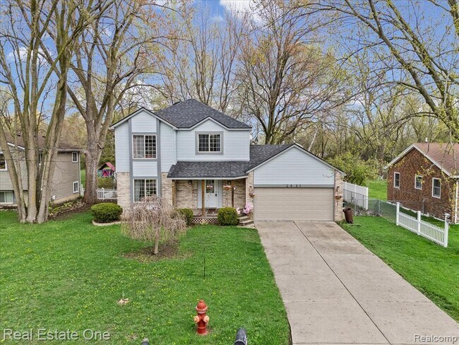 Foto del edificio - 2931 Wisconsin Rd