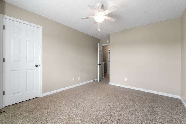 Foto del edificio - 2 Bedroom Apartments 1.5 Bathroom Townhome