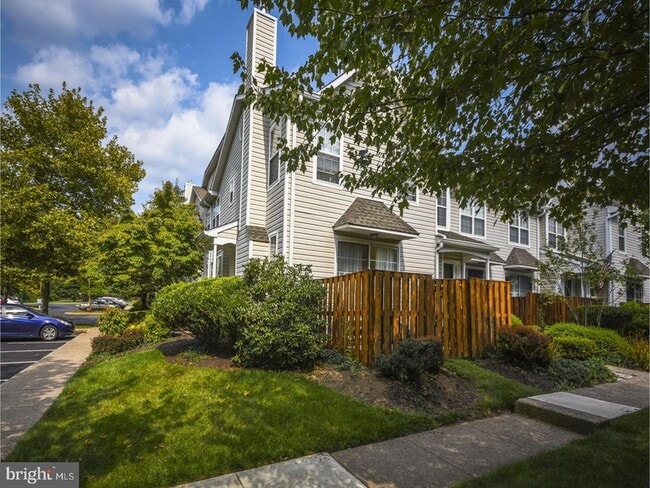 Building Photo - 8708 Spruce Mill Dr