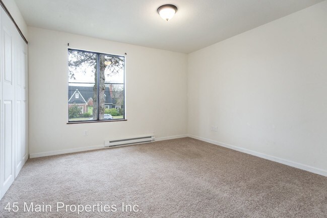 Building Photo - 5123 NE Killingsworth St