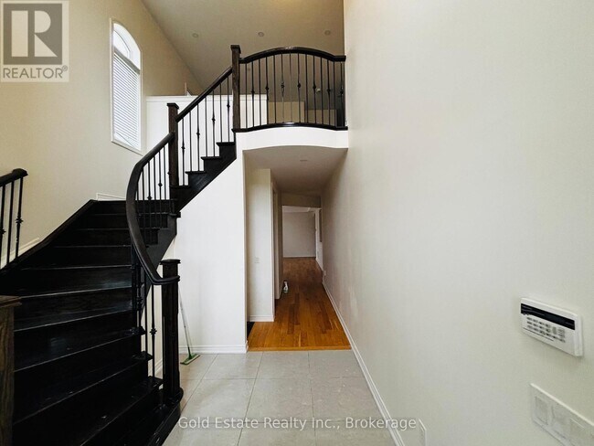 Photo du bâtiment - 247 Buick Blvd