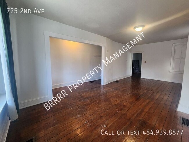Foto del edificio - 725 2nd Ave