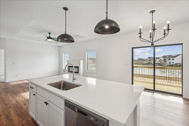 Foto del edificio - STUNNING TOWNHOME!! 4 Bed, 3 Bath Townhome in Ankeny