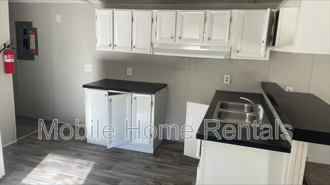 Foto del edificio - 108 Hidden Acres Lane