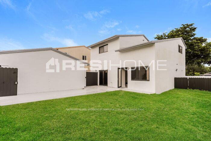 Primary Photo - 10731 147Th Ct