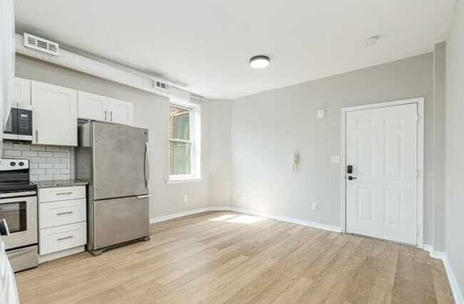 Foto del edificio - 1424 W Girard Ave