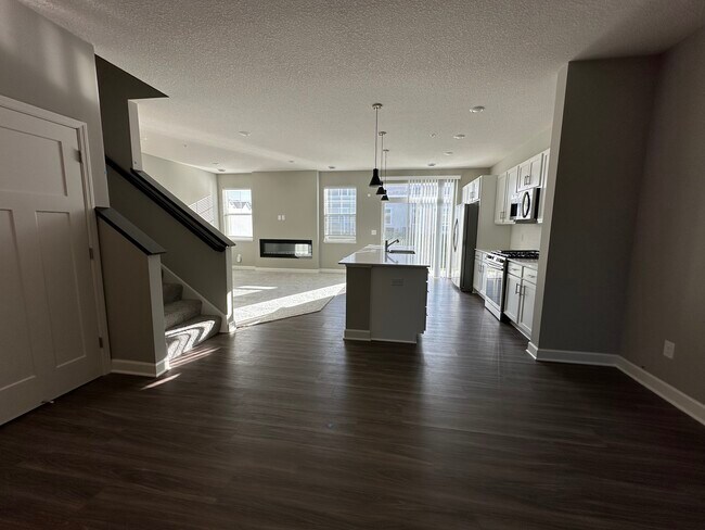 Foto del edificio - 1802 Arbor Ln