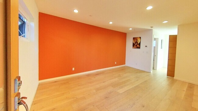 Building Photo - 2817 Eighth St